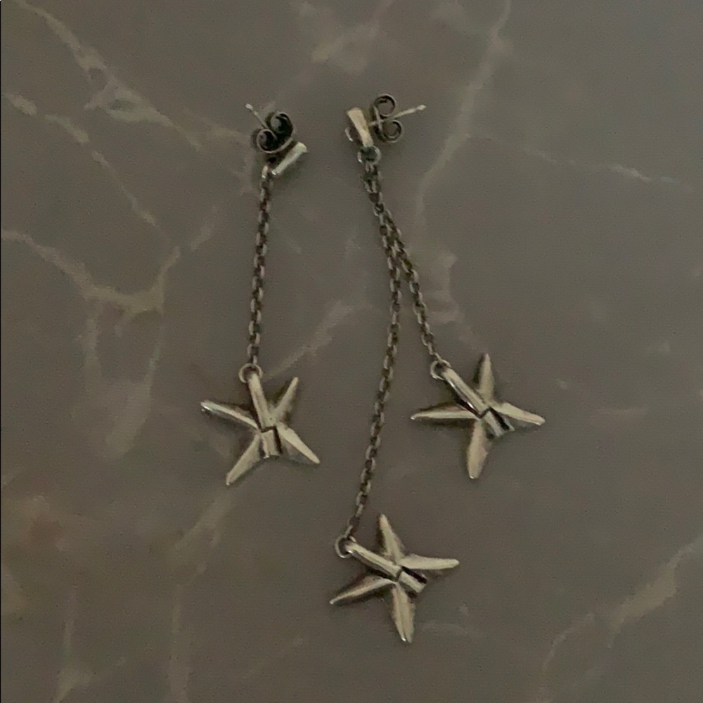Uno De 50 earrings